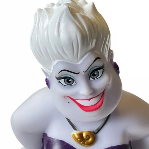 DISNEY VILLIANS URSULA THE LITTLE MERMAID 8” FIGURINE - Picture 2 of 6